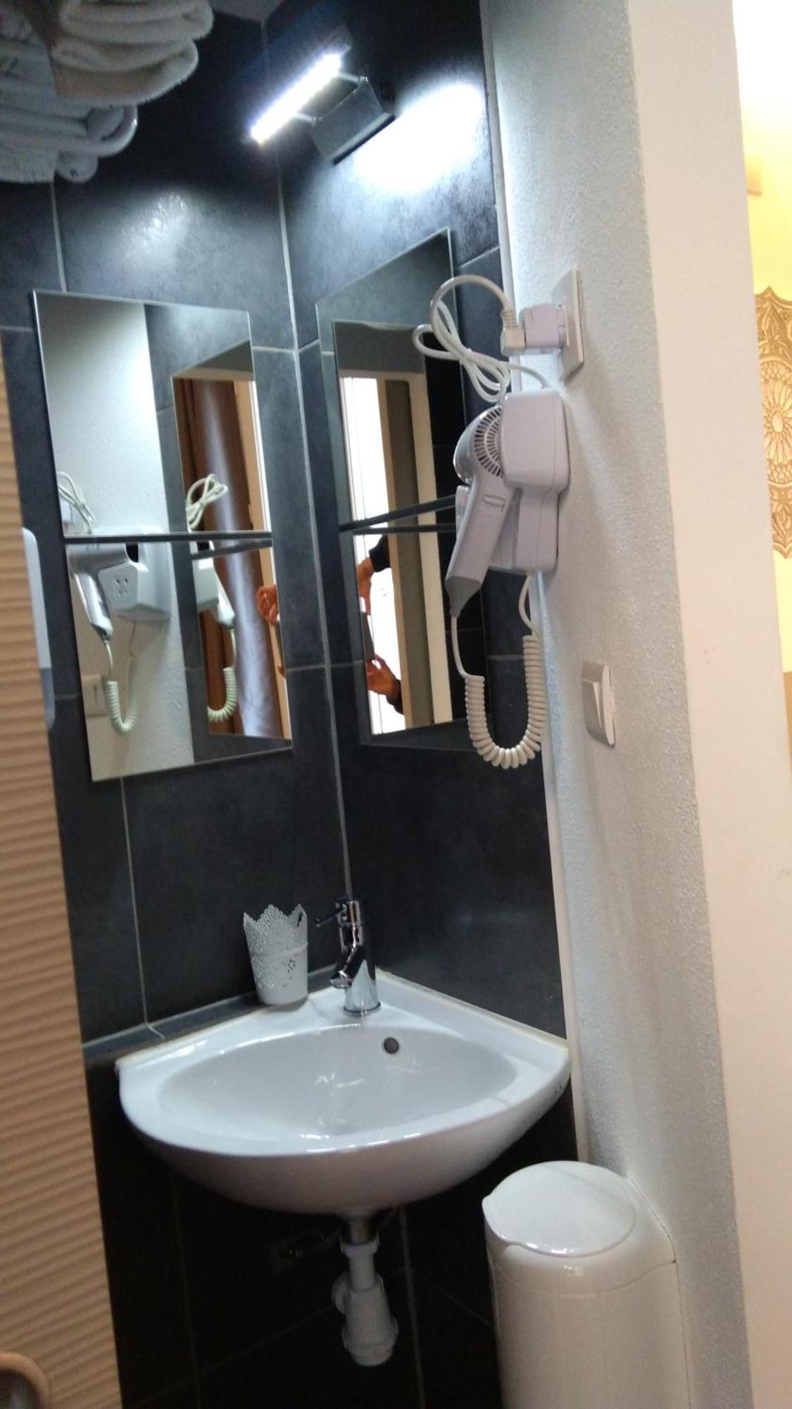 Mauguio Center Hotel Room photo